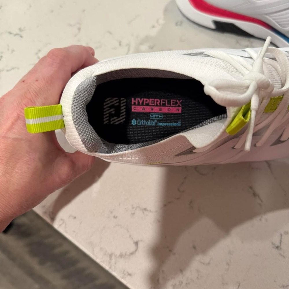 Men’s White golf shoes